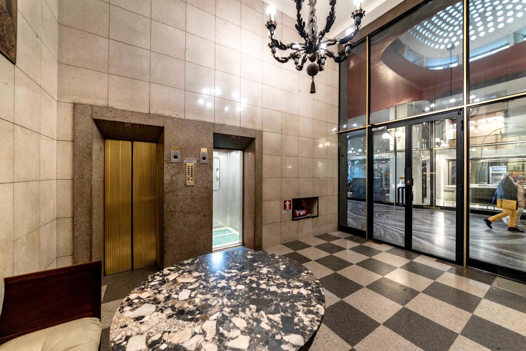 Dream Suites Milano San Babila Luaran gambar